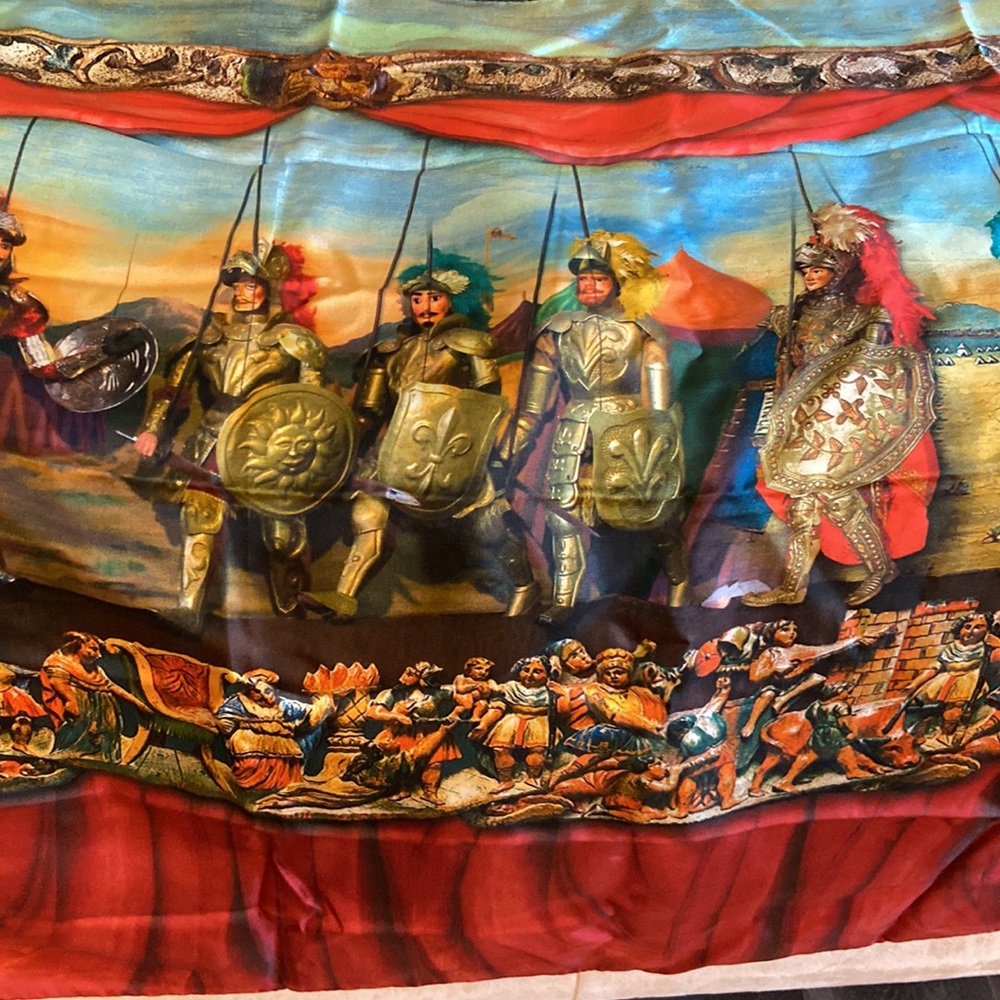 Dolce&Gabana scarf - Picture 8 of 8